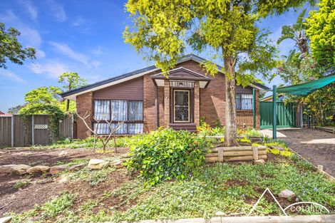 8 Jarrah Ave, Bradbury, NSW 2560