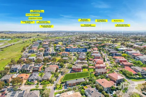 Property photo of 30 Stillwell Crescent Roxburgh Park VIC 3064