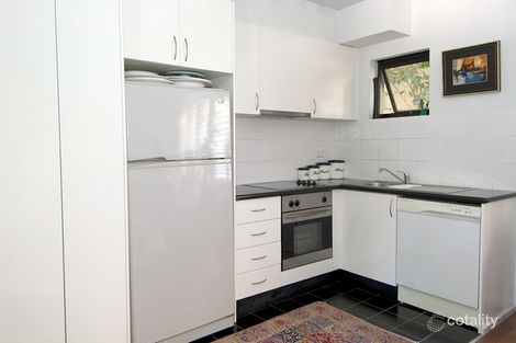 Property photo of 9/128 Cathedral Street Woolloomooloo NSW 2011