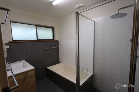 Property photo of 35 Tweed Crescent Mount Gambier SA 5290