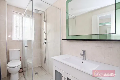 Property photo of 13/3-5 Gilbert Street Cabramatta NSW 2166