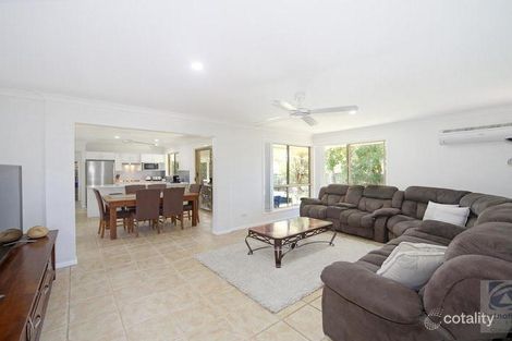 Property photo of 2 Bellevue Drive Little Mountain QLD 4551