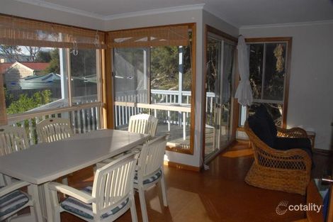 Property photo of 11 Ryan Terrace Robe SA 5276