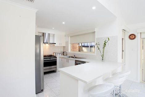 Property photo of 21 Yellow Gum Road Delahey VIC 3037