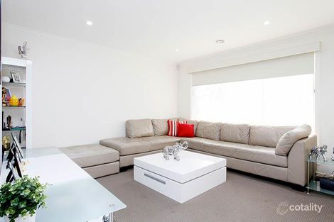 Property photo of 21 Yellow Gum Road Delahey VIC 3037