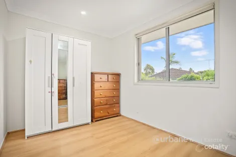 Property photo of 4 Medea Place Dean Park NSW 2761