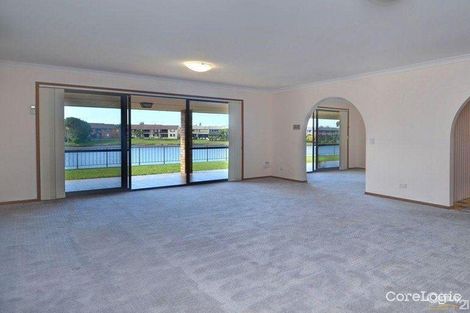 Property photo of 46 Sailaway Street Mermaid Waters QLD 4218