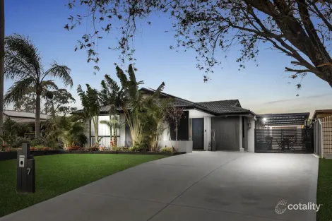 Property photo of 7 Kerwin Circle Hebersham NSW 2770