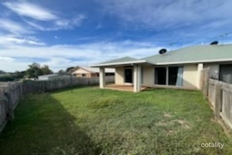 Property photo of 1/4 Poinciana Place Gracemere QLD 4702