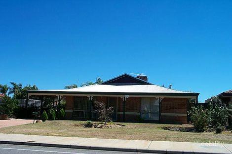 143 Forest Lakes Dr, Thornlie, WA 6108