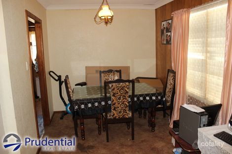 Property photo of 11 Warwick Street Minto NSW 2566