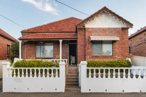 42 Schwebel St, Marrickville, NSW 2204