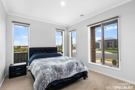 Property photo of 27 Abbeygate Drive Werribee VIC 3030