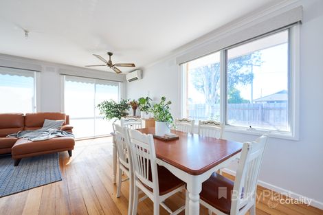 Property photo of 16 Walnut Crescent Noble Park VIC 3174