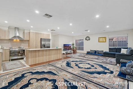 Property photo of 5 Jorose Road Hampton Park VIC 3976