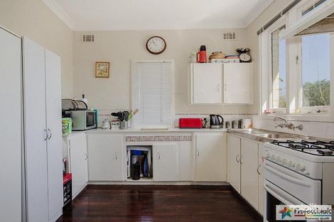 Property photo of 9 Summerton Road Medina WA 6167
