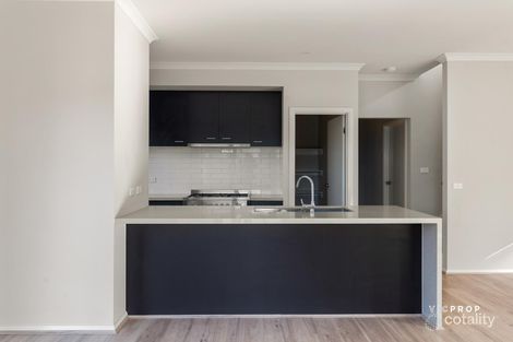 Property photo of 18 Clementine Boulevard Tarneit VIC 3029