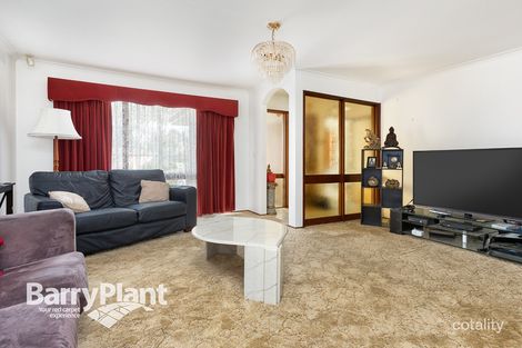Property photo of 15 Meadowbrook Place Keysborough VIC 3173
