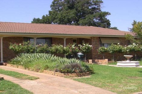 Property photo of 9 Craft Crescent Condobolin NSW 2877