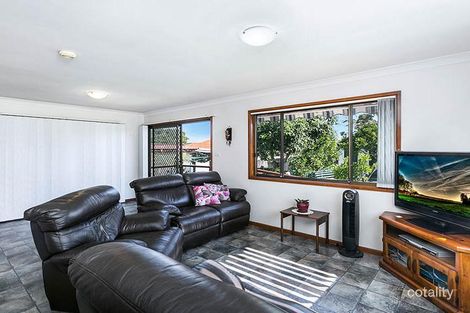 Property photo of 13 Harvey Street Warilla NSW 2528