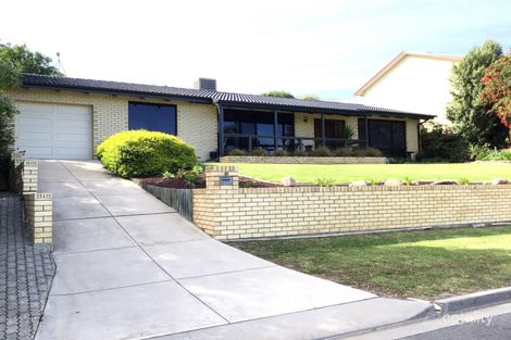 10 Madeline Cres, Hallett Cove, SA 5158