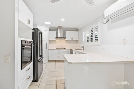 Property photo of 2 Pipit Parade Burleigh Waters QLD 4220