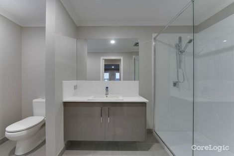 Property photo of 202 Heather Grove Clyde North VIC 3978