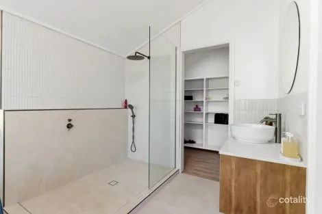 Property photo of 88 Upper Dawson Road Allenstown QLD 4700
