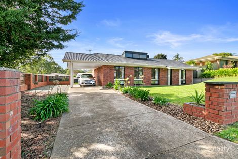 Property photo of 5 Bennett Close Aberfoyle Park SA 5159