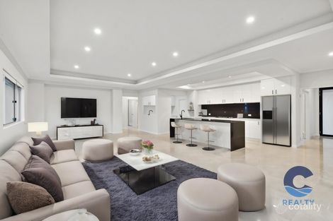 20b Raeburn Cres, Landsdale, WA 6065