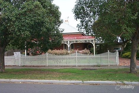 27 Oakover St, East Fremantle, WA 6158