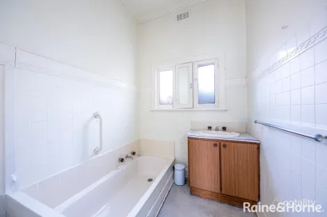 Property photo of 47 Stephen Street Gisborne VIC 3437