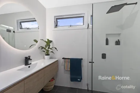 Property photo of 13 Flathead Road Ettalong Beach NSW 2257