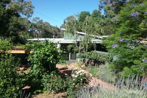 16 Wirth St, Flora Hill, VIC 3550