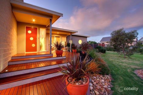 Property photo of 13 Chale Court Silverleaves VIC 3922