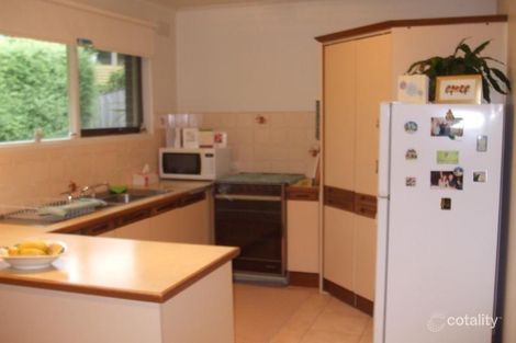 Property photo of 4/13 Lindsay Avenue Nunawading VIC 3131