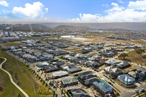 Property photo of 45 Briand Crescent Googong NSW 2620