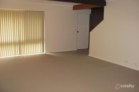 Property photo of 10/15-19 Fourth Avenue Macquarie Fields NSW 2564