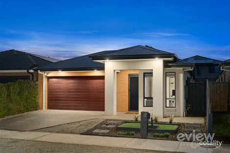 Property photo of 17 Flourish Way Werribee VIC 3030