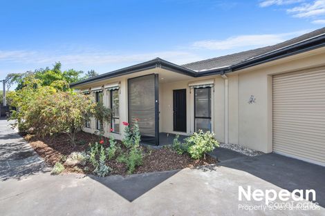 Property photo of 2/15 Cairns Avenue Rosebud VIC 3939