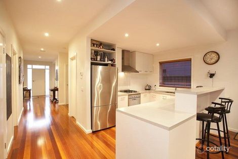Property photo of 4 Lavender Park Road Cairnlea VIC 3023