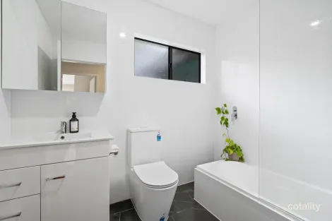 Property photo of 106 Glennie Street Wyoming NSW 2250