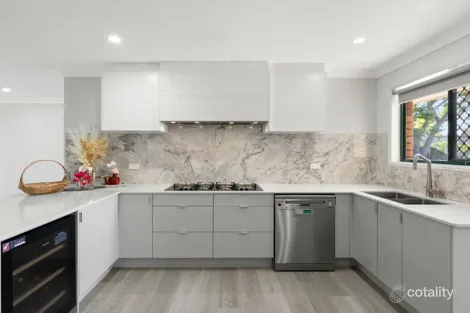 Property photo of 342 Warrigal Road Eight Mile Plains QLD 4113