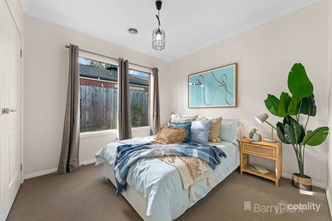 Property photo of 16 Vimini Drive Narre Warren VIC 3805