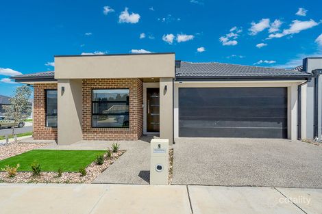 Property photo of 9 Janoli Street Mickleham VIC 3064