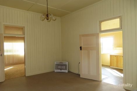 Property photo of 4 Pierpoint Street Stanthorpe QLD 4380