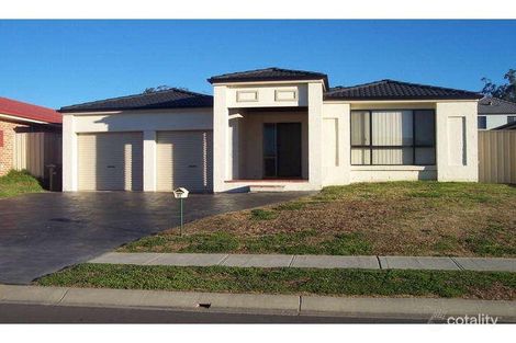 42 Sapphire Cct, Quakers Hill, NSW 2763