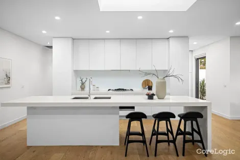 Property photo of 9 Linnaker Place Kew VIC 3101
