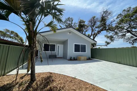 Property photo of 10 Longs Road Bateau Bay NSW 2261