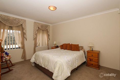 Property photo of 4 Tahlee Retreat Carramar WA 6031